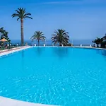 Black And White - Boutique With Sea Views Torremolinos