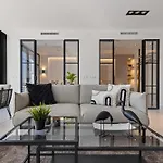 Black And White - Boutique With Sea Views Torremolinos
