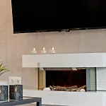 Black And White - Boutique With Sea Views Apartment Torremolinos
