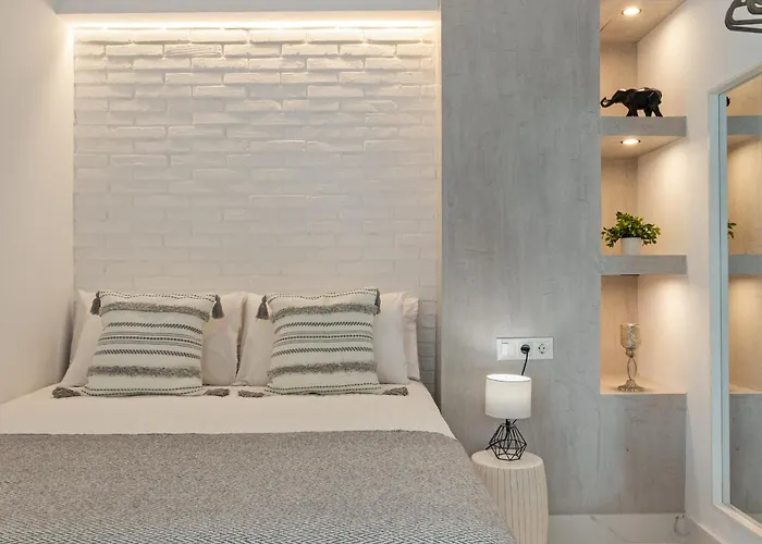 Black&white - Boutique With Sea Views Appartement *