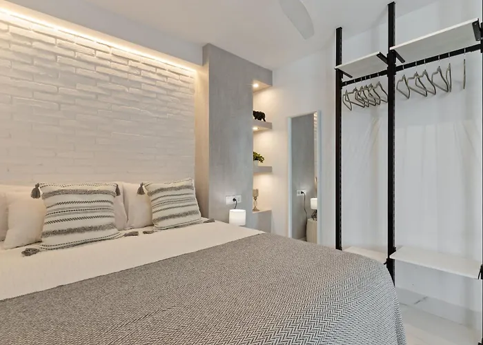 Black&white - Boutique With Sea Views Appartement *