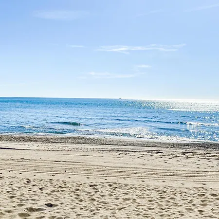 Black And White - Boutique With Sea Views Torremolinos