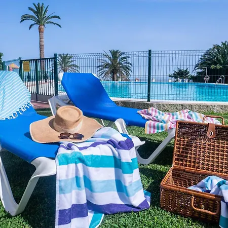 Black And White - Boutique With Sea Views *