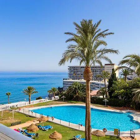 公寓 Black And White - Boutique With Sea Views 托雷莫利诺斯