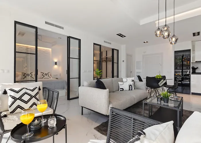 Apartamento Black And White - Boutique With Sea Views